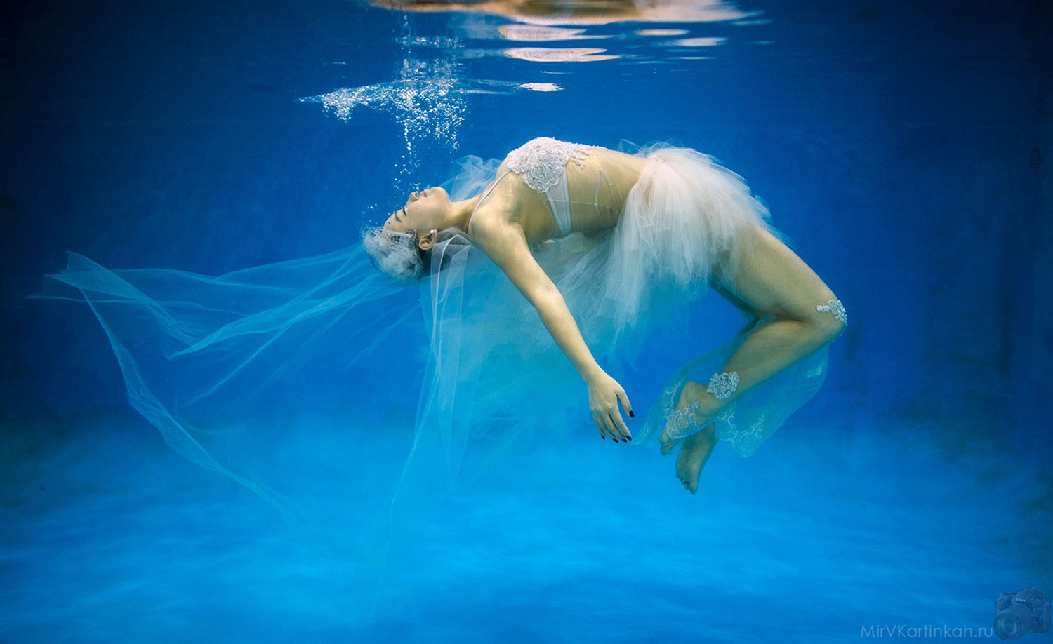 невеста под водой