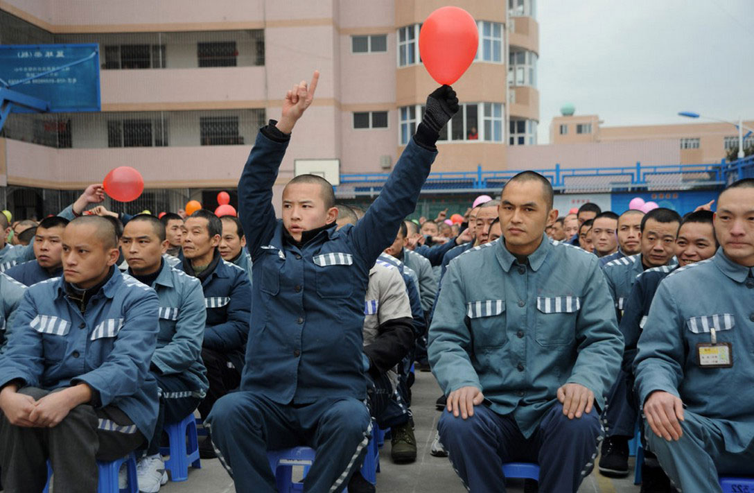 Заключенные в тюрьме Чуаньси, фото