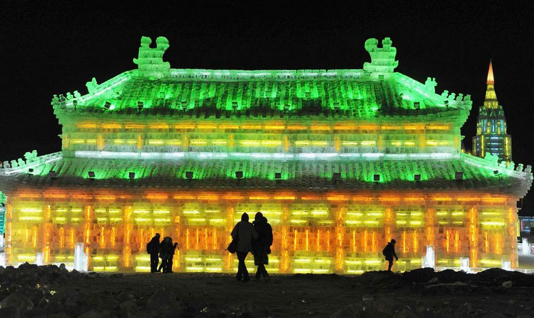 ледяные скульптуры в Харбине, фото Китая