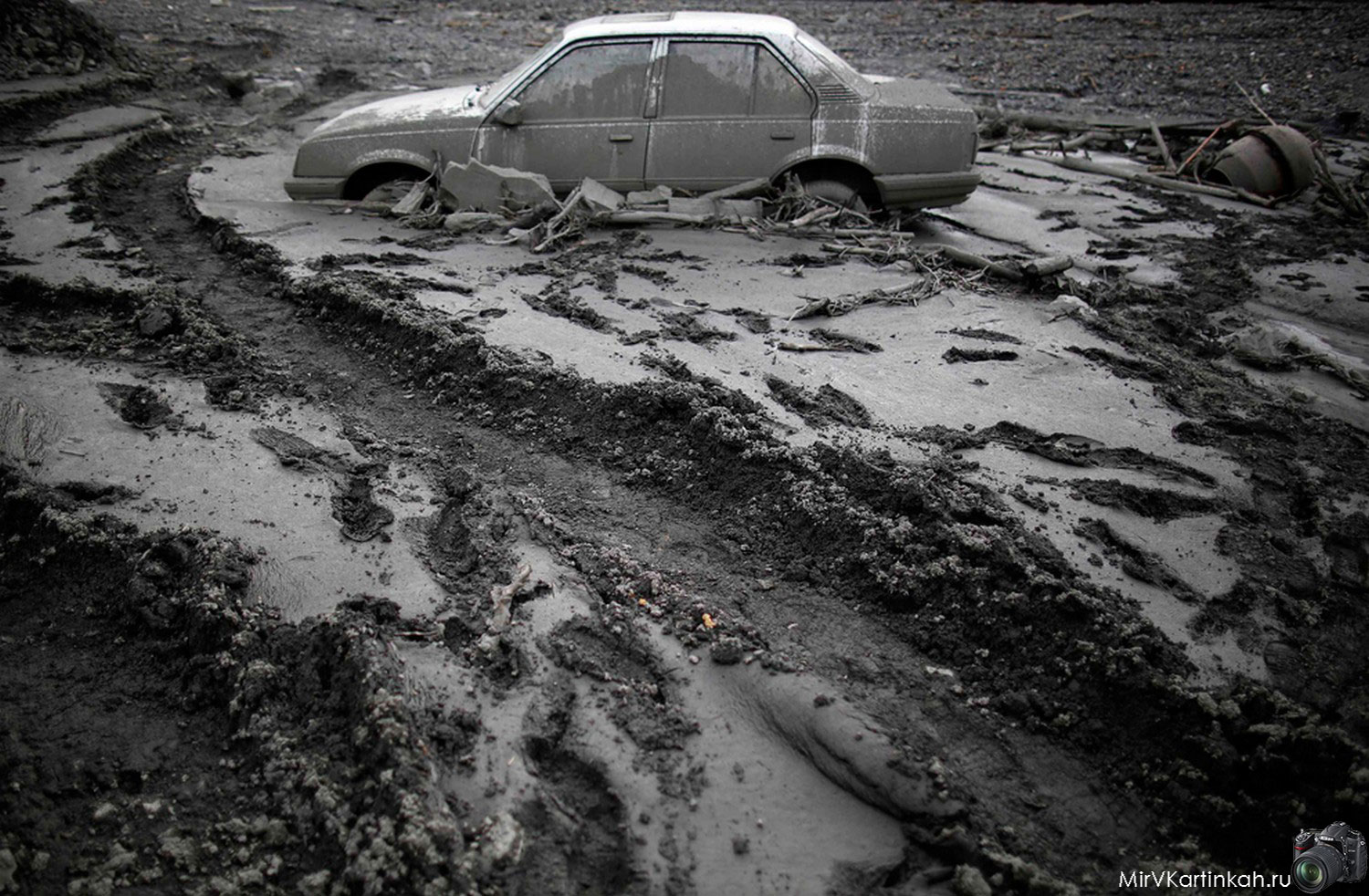 автомобиль в грязи