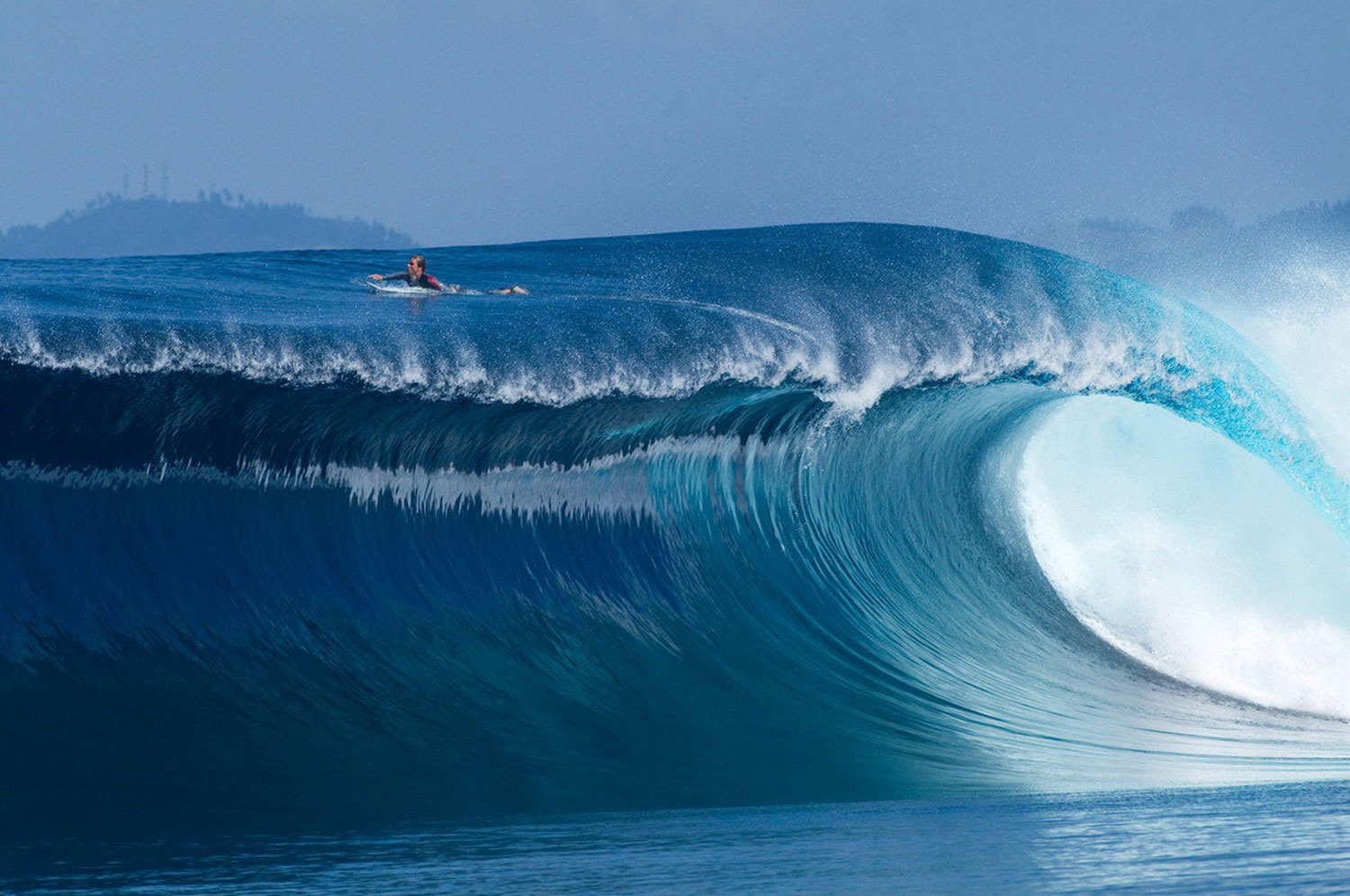 волны на островах Фиджи