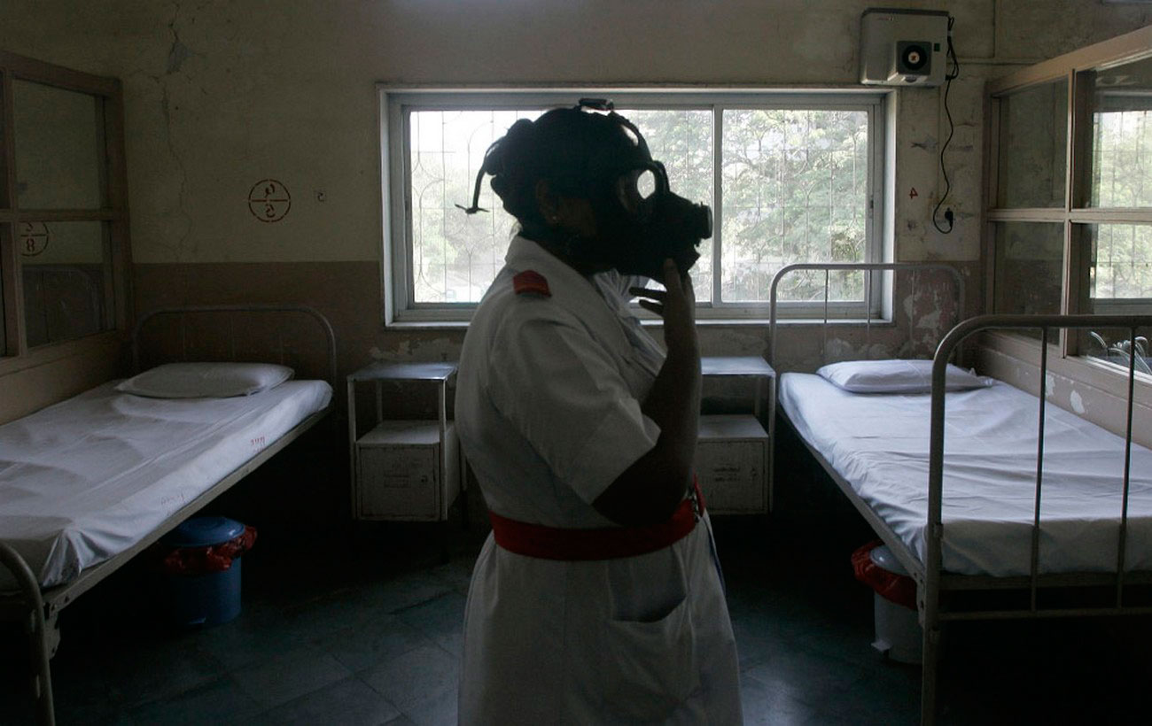 Медсестра одной из больниц Мумбаи