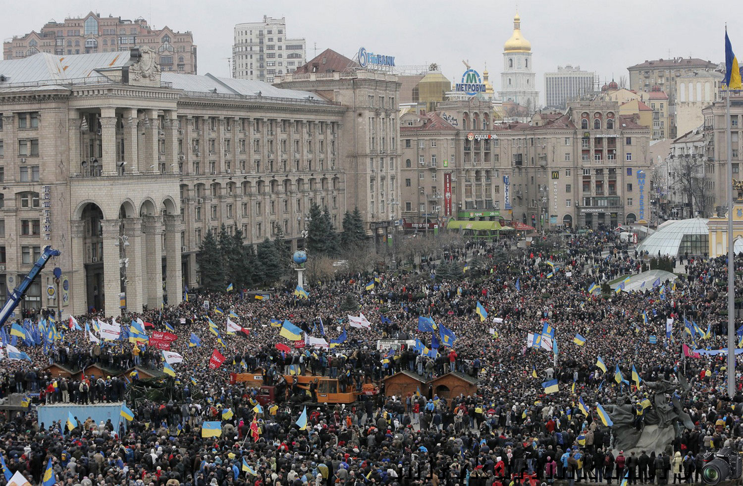 Демонстранты в центре Киева