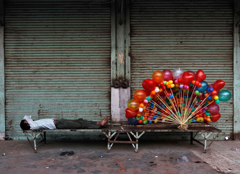 Продавец воздушных шаров, фото