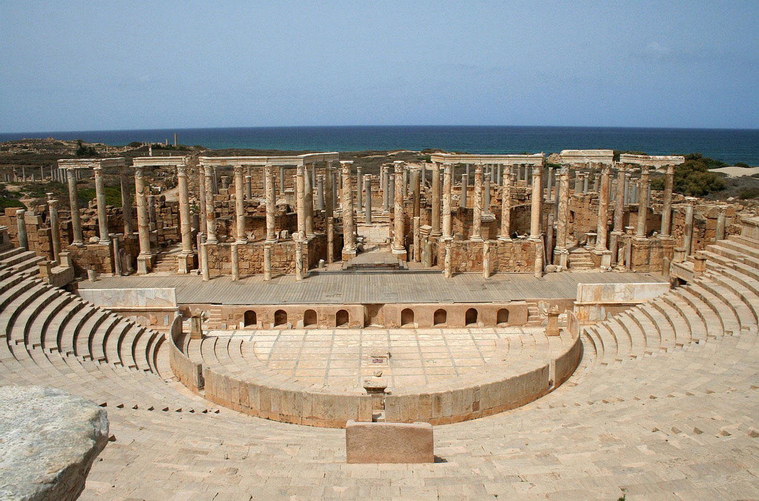 театр в древнем городе Ливии