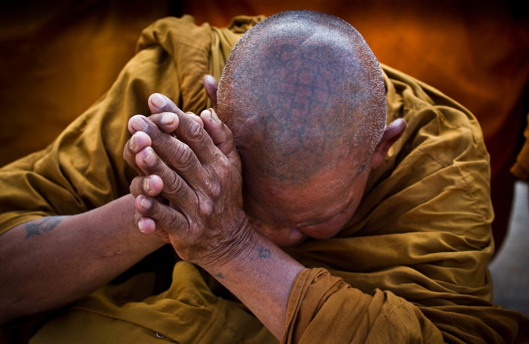 Тайский буддийский монах, фото